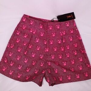🅽🅴🆆 𝐏𝐋𝐀𝐘𝐁𝐎𝐘 limited edition pleated pink black Playboy bunny shorts M